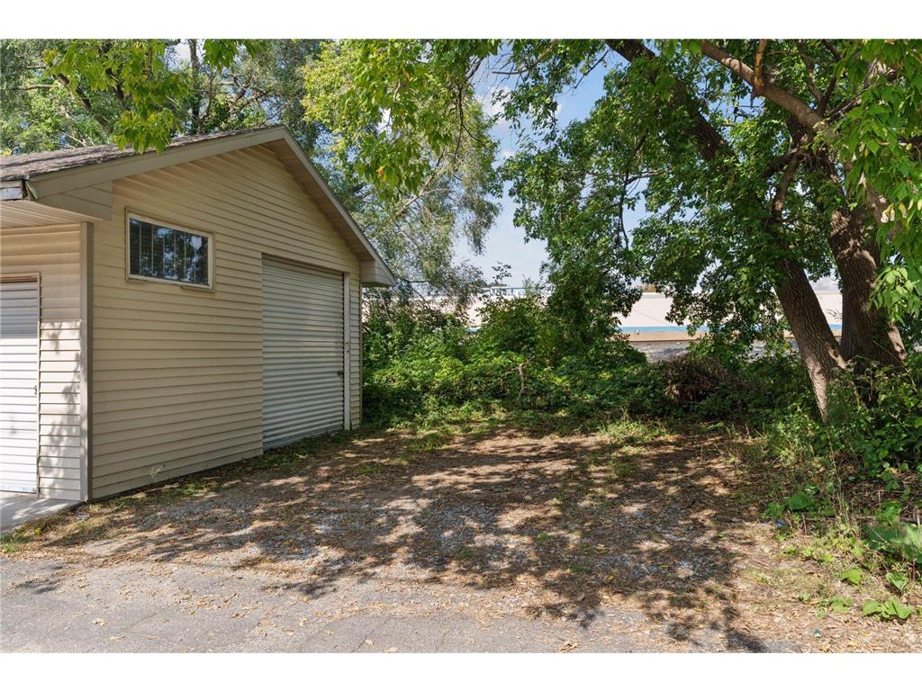 266 Fry Street Saint Paul MN 55104 6798185 image44