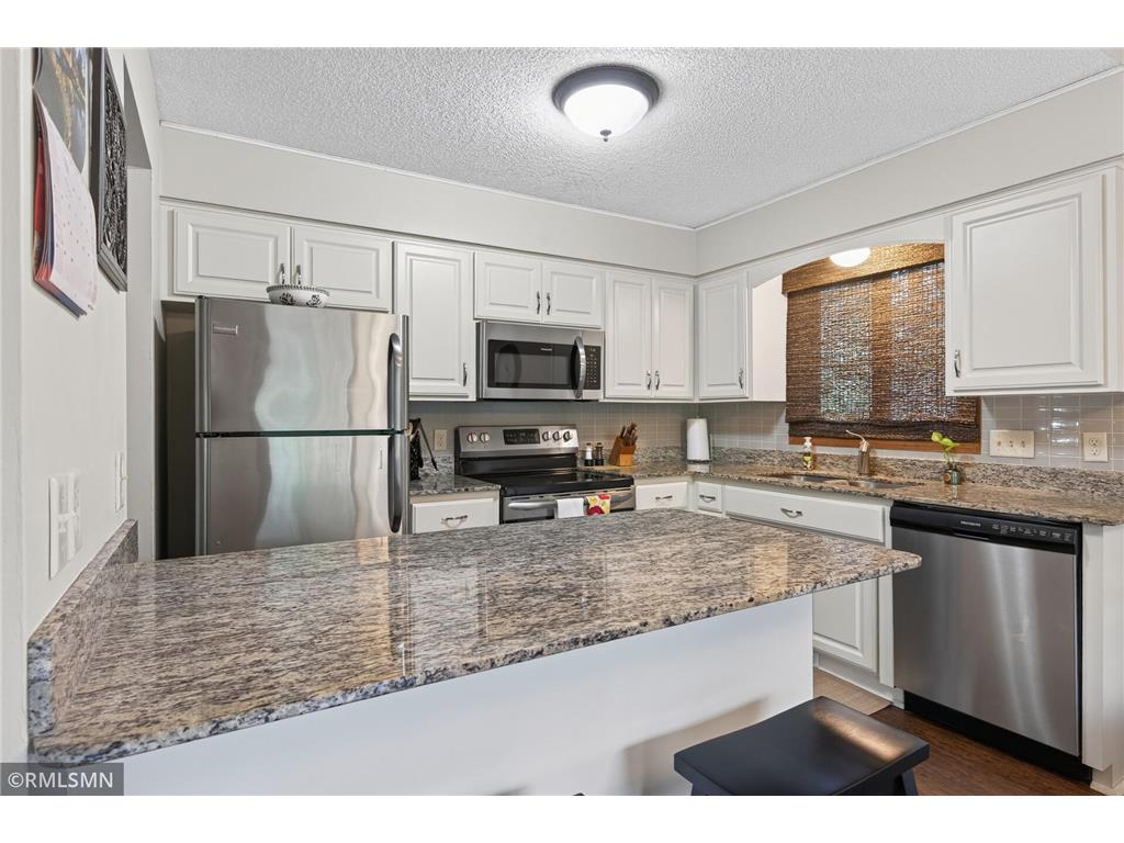266 Hallam Curve Mahtomedi MN 55115 7095667 image14