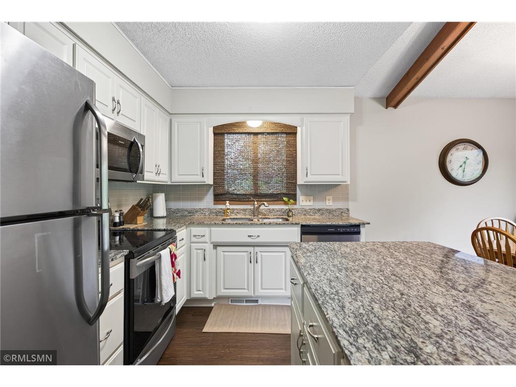 266 Hallam Curve Mahtomedi MN 55115 7095667 image17