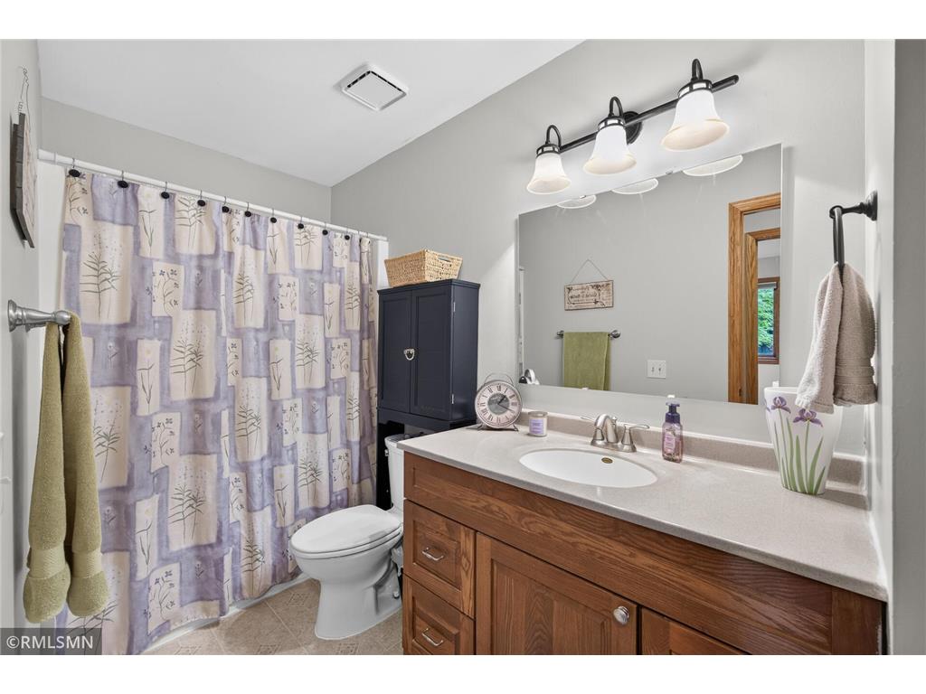 266 Hallam Curve Mahtomedi MN 55115 7095667 image24