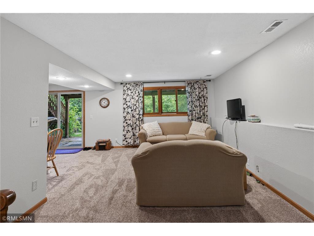266 Hallam Curve Mahtomedi MN 55115 7095667 image27