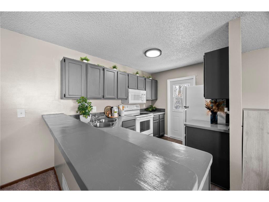 2661 Brookdale Lane Brooklyn Park MN 55444 7040835 image4