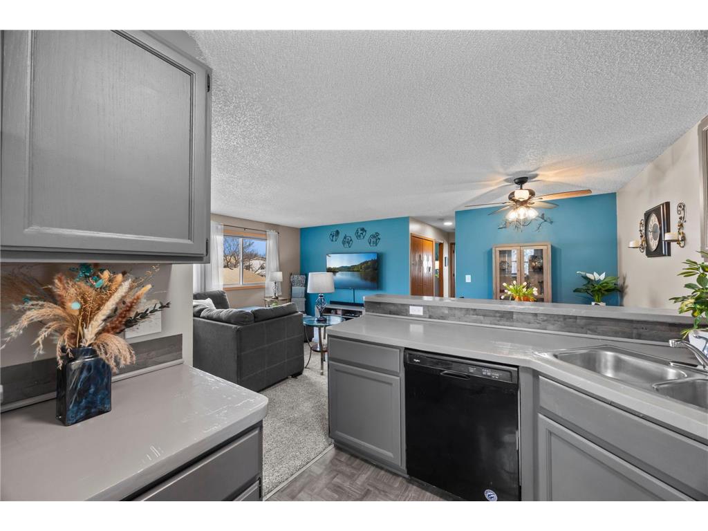 2661 Brookdale Lane Brooklyn Park MN 55444 7040835 image5