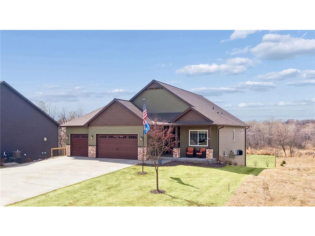26612 Frontier Avenue Wyoming MN 55092 7023521 image1