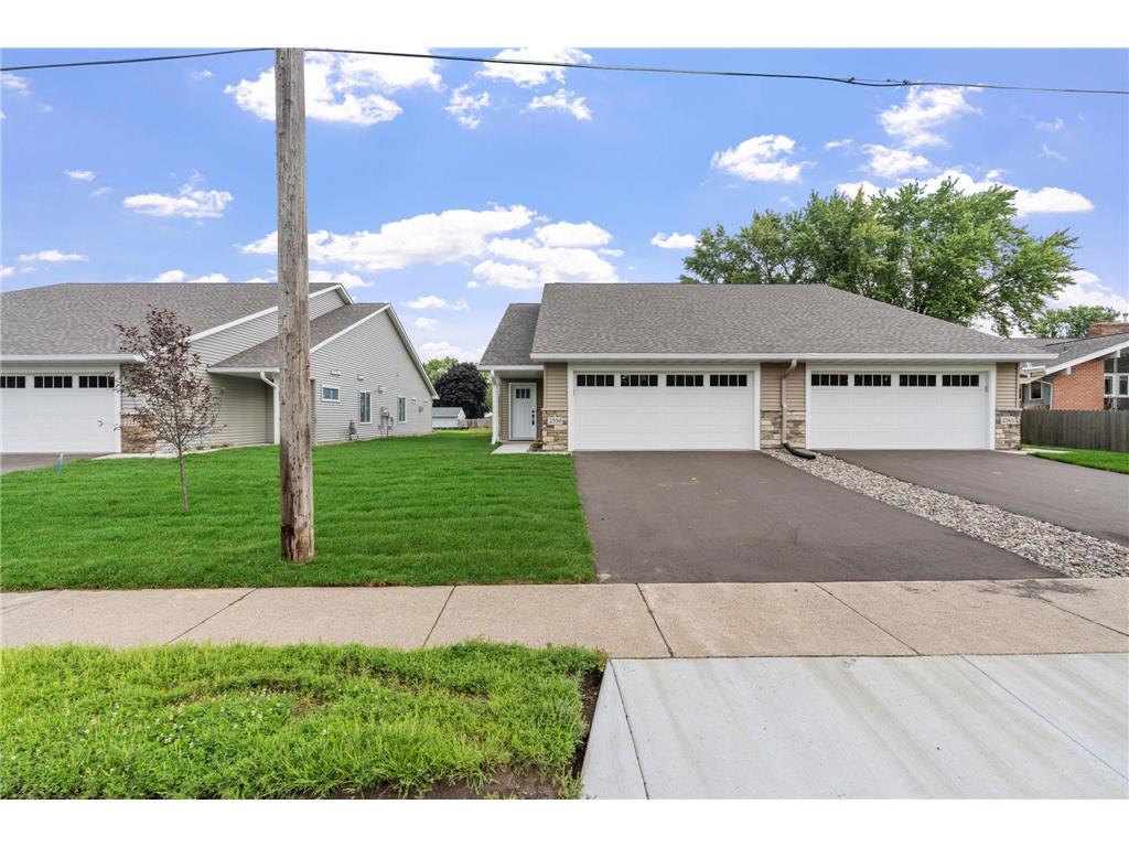 2662 Delaware Avenue North Saint Paul MN 55109 7040925 image27