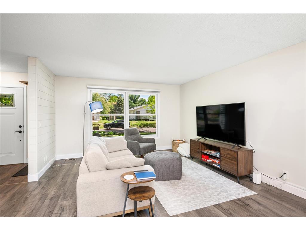 2664 Zarthan Avenue S Saint Louis Park MN 55416 7078143 image4