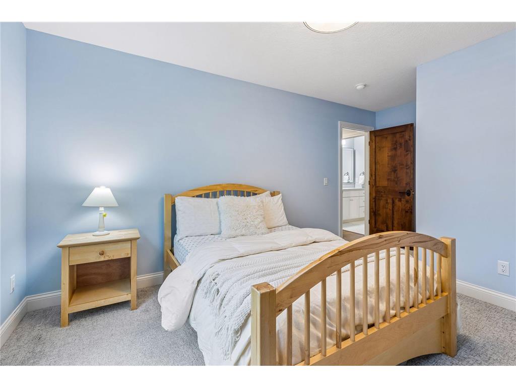 2665 Casco Point Road Orono MN 55391 - Lake Minnetonka 7071575 image29