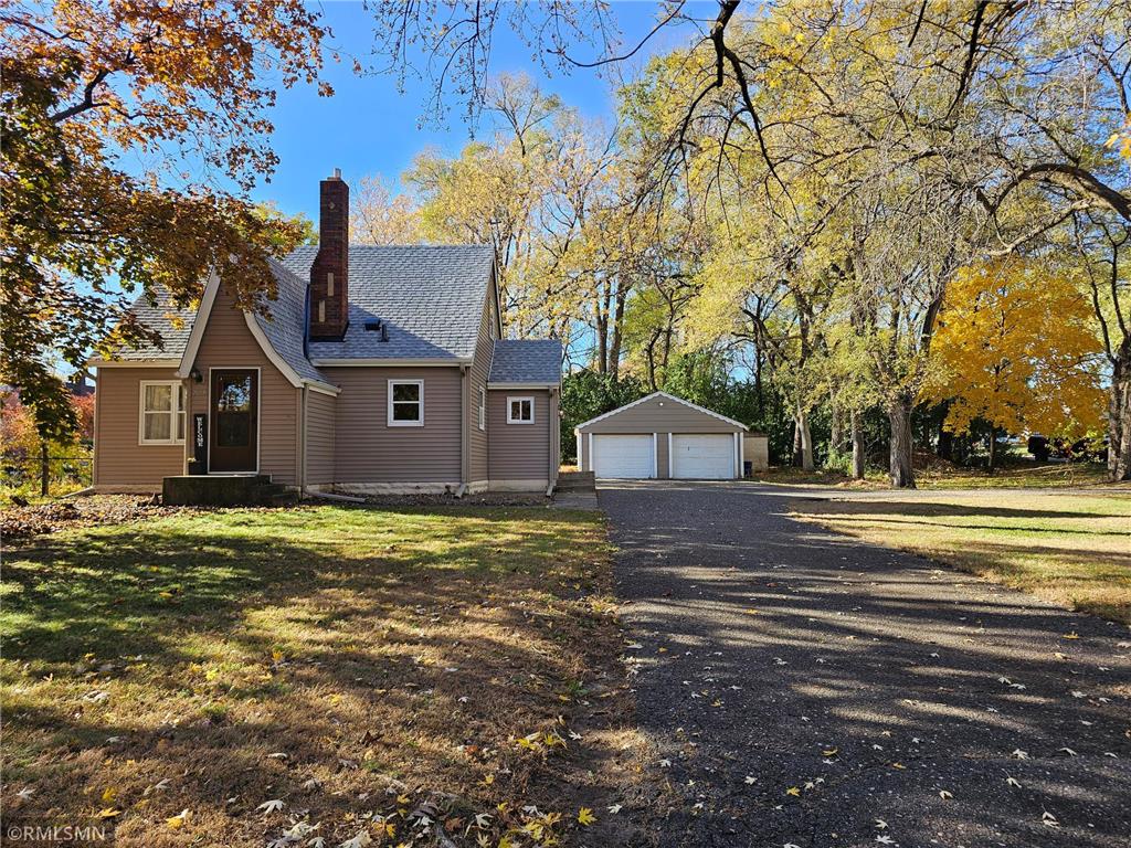 2665 Lake Shore Avenue Little Canada MN 55117 6814779 image1