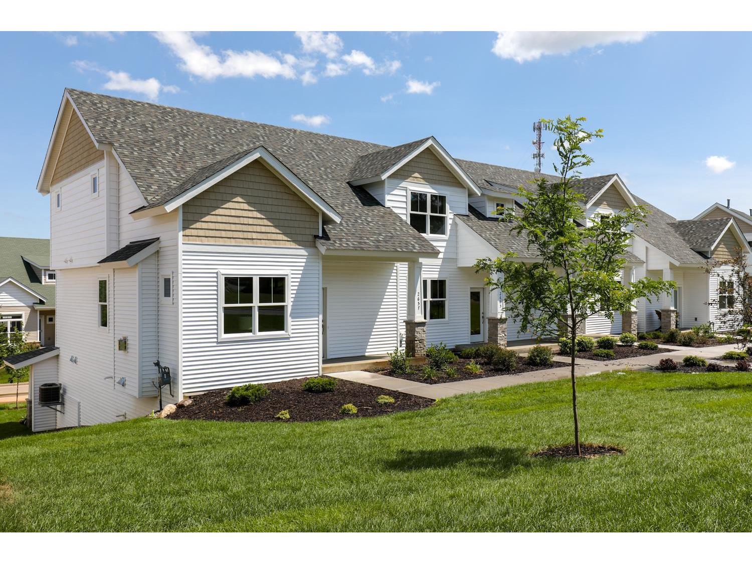 2665 New Century Boulevard, Maplewood, MN, 55119 MLS 5677324 Edina