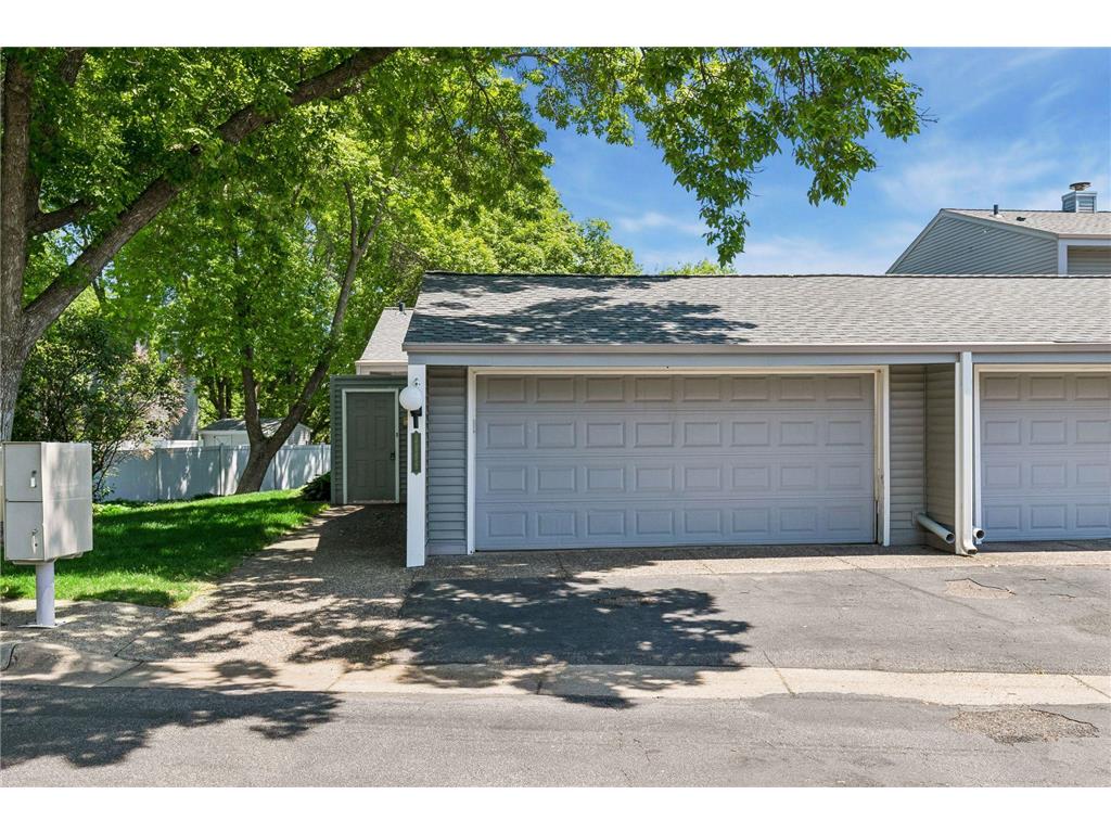 2666 Mackubin Street Roseville MN 55113 7083405 image2