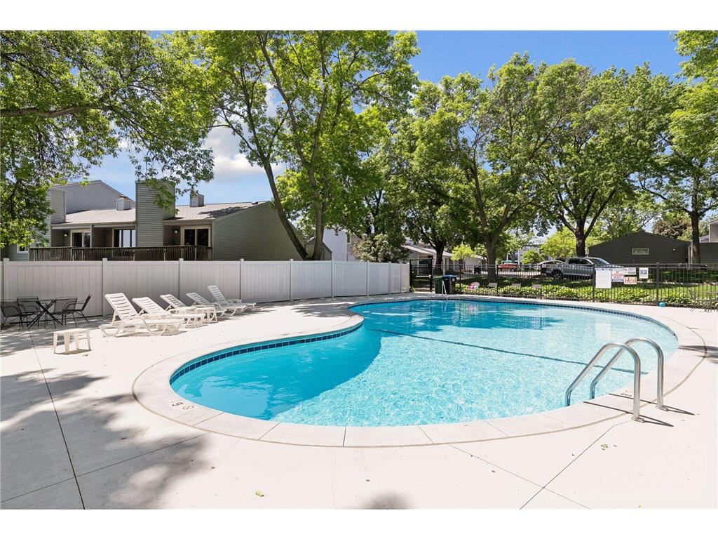 2666 Mackubin Street Roseville MN 55113 7083405 image29