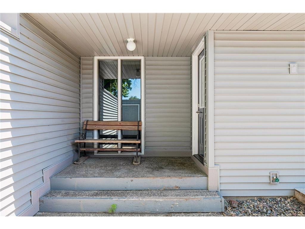 2666 Mackubin Street Roseville MN 55113 7083405 image5