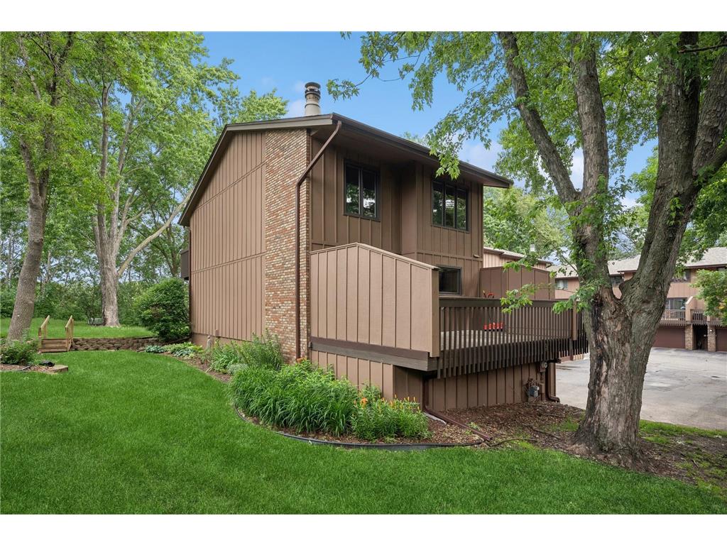 2666 Sumac Ridge White Bear Lake MN 55110 6557437 image1