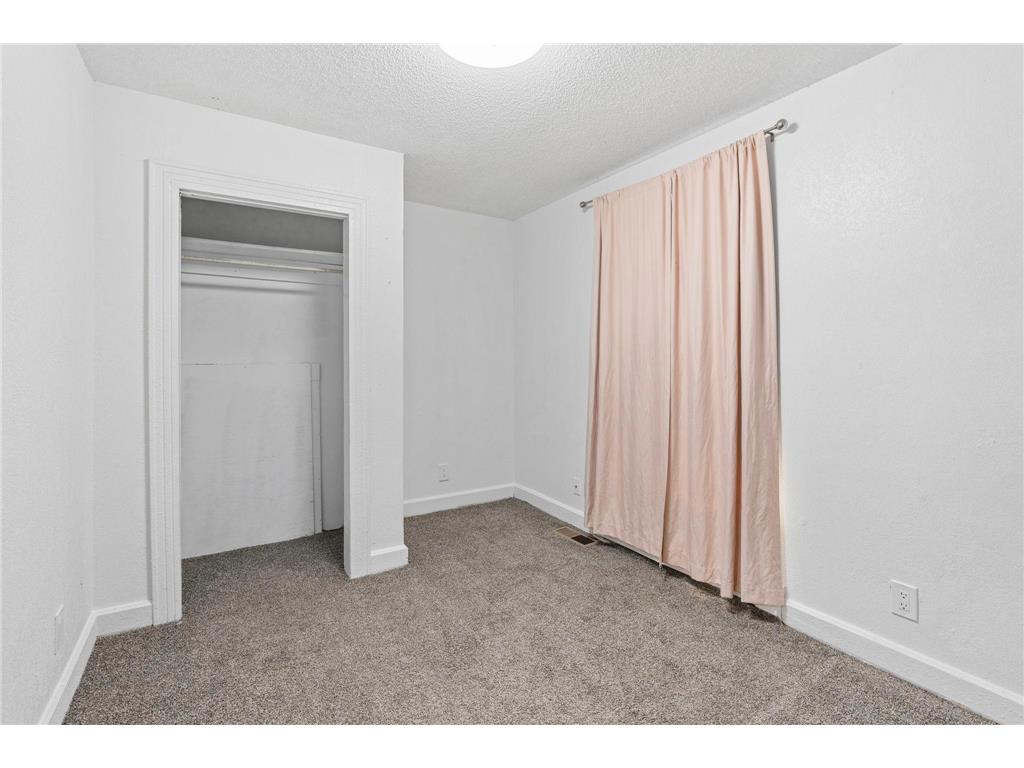 267 Bates Avenue Saint Paul MN 55106 7098400 image11