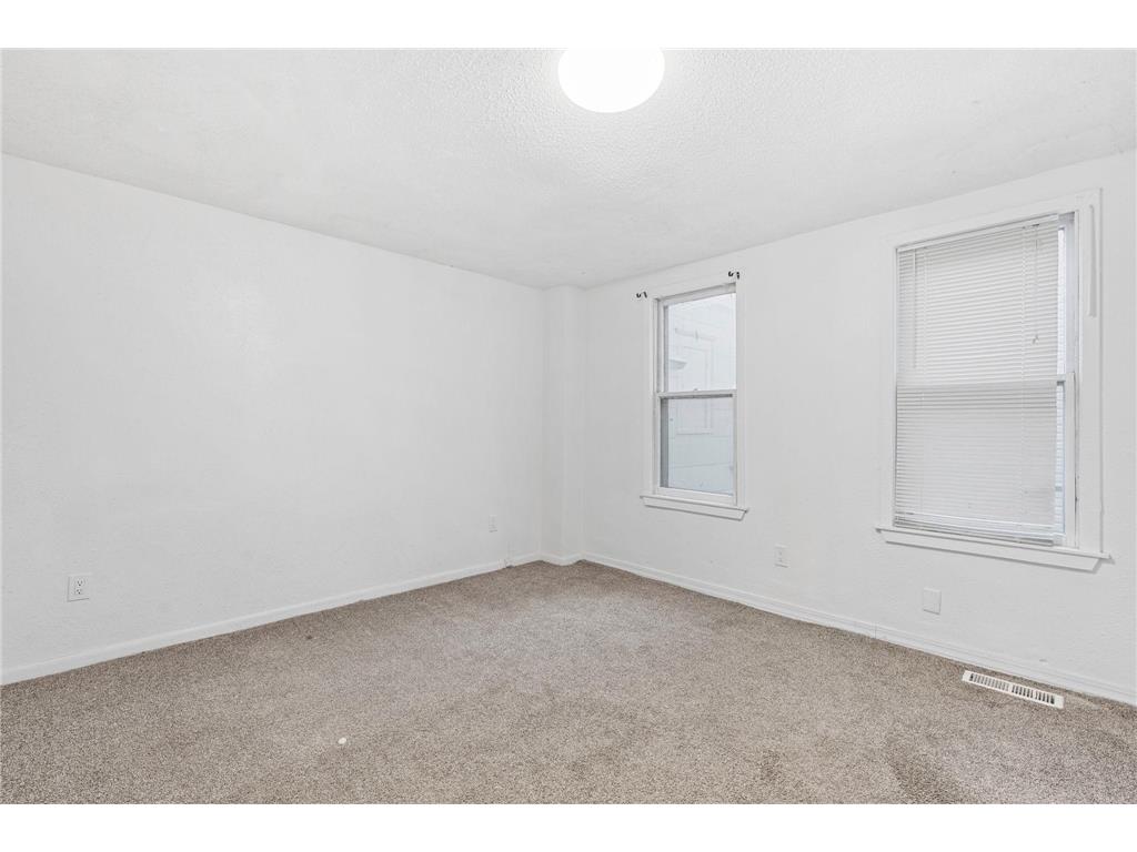 267 Bates Avenue Saint Paul MN 55106 7098400 image14