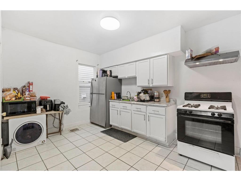 267 Bates Avenue Saint Paul MN 55106 7098400 image17