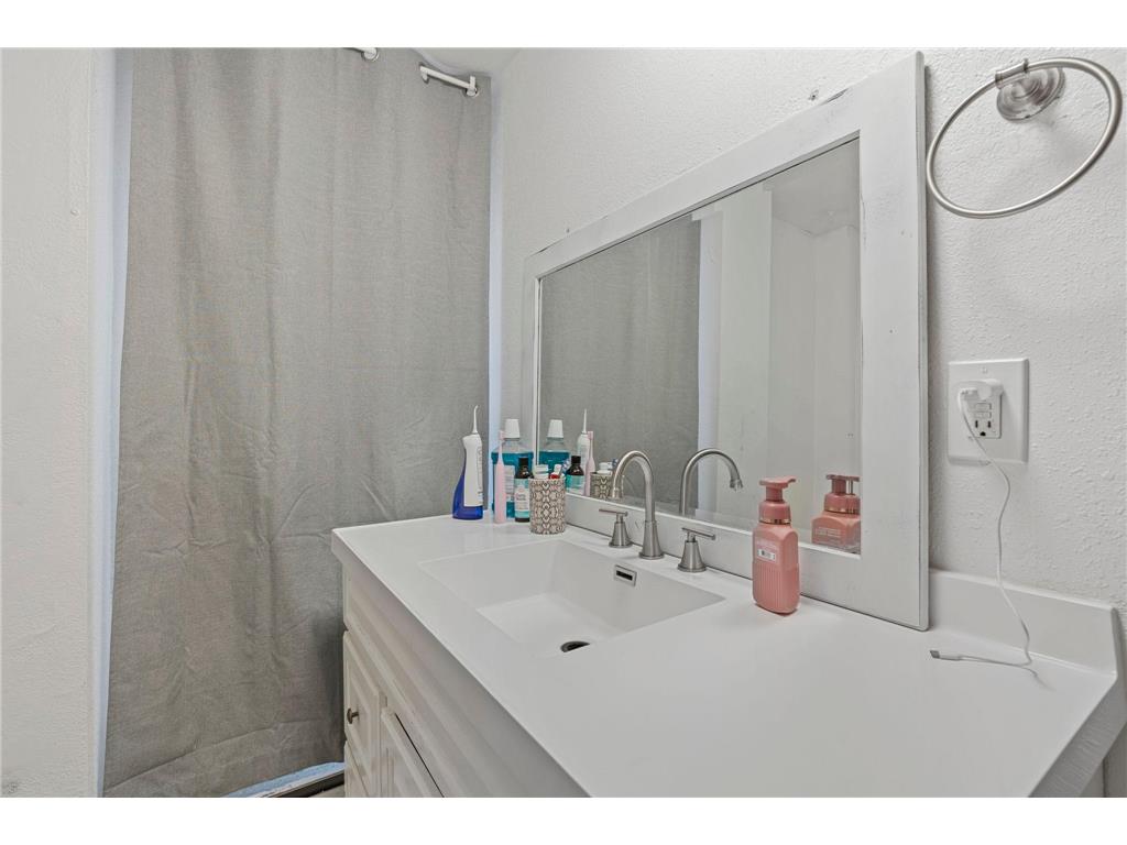 267 Bates Avenue Saint Paul MN 55106 7098400 image26