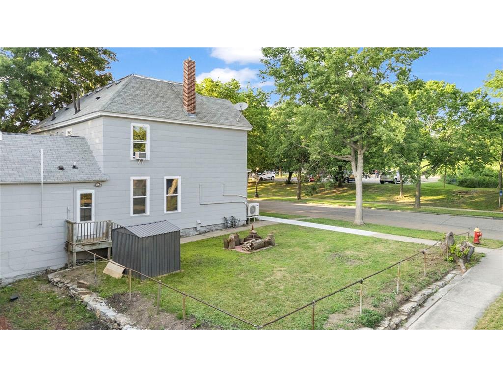 267 Bates Avenue Saint Paul MN 55106 7098400 image28