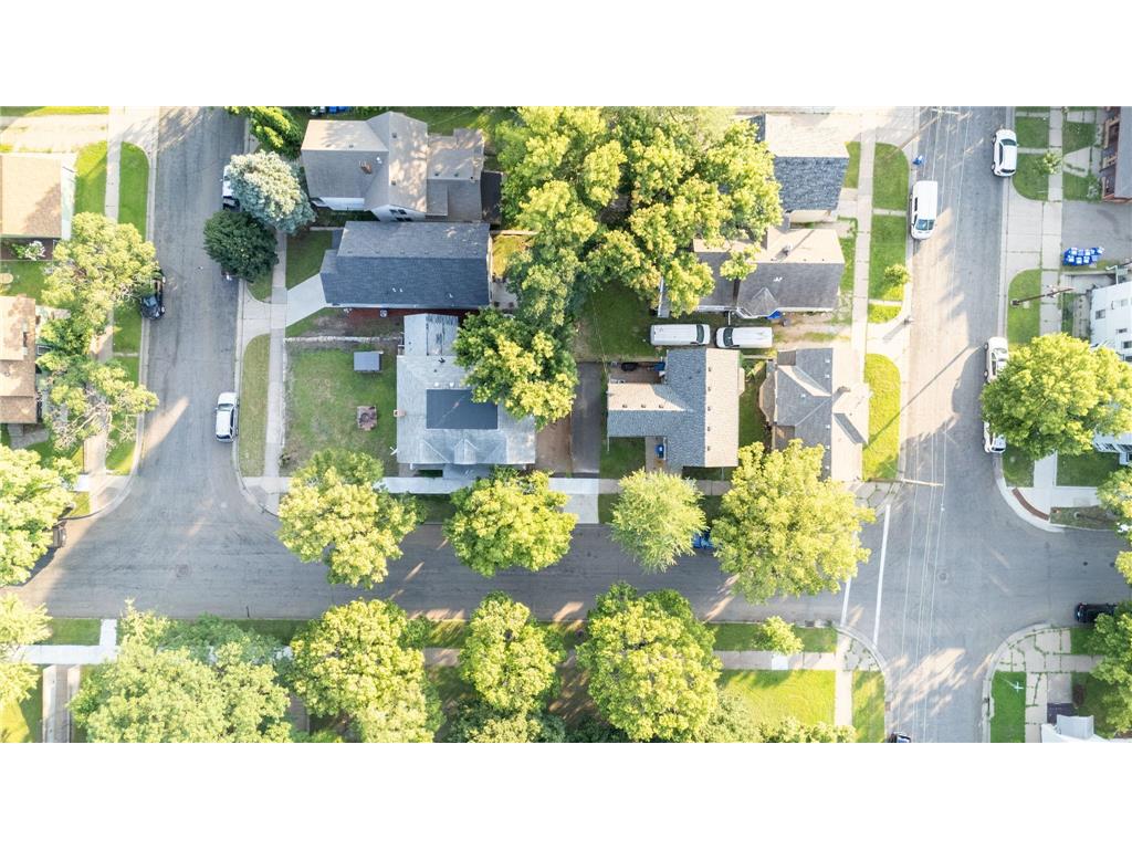 267 Bates Avenue Saint Paul MN 55106 7098400 image30