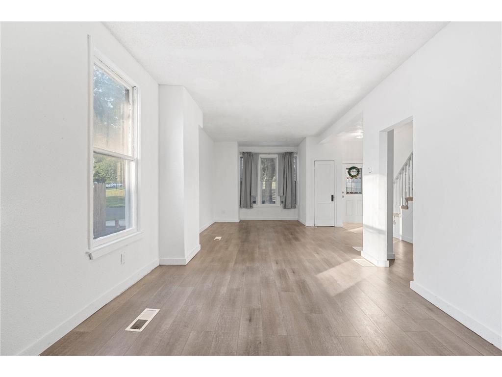 267 Bates Avenue Saint Paul MN 55106 7098400 image6