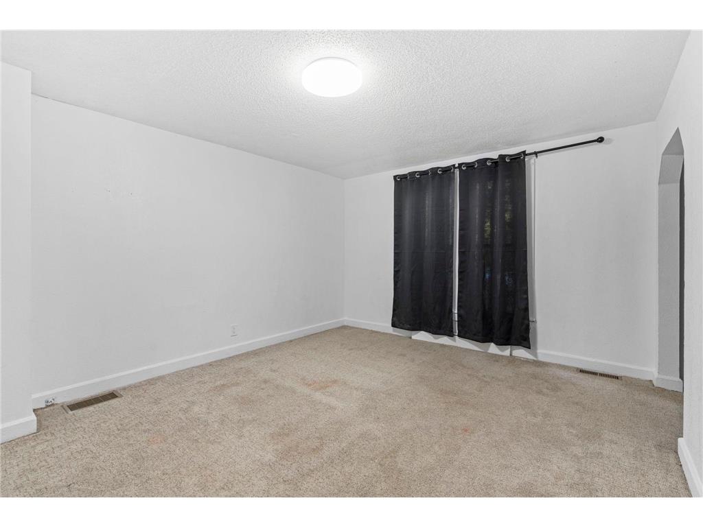 267 Bates Avenue Saint Paul MN 55106 7098400 image9