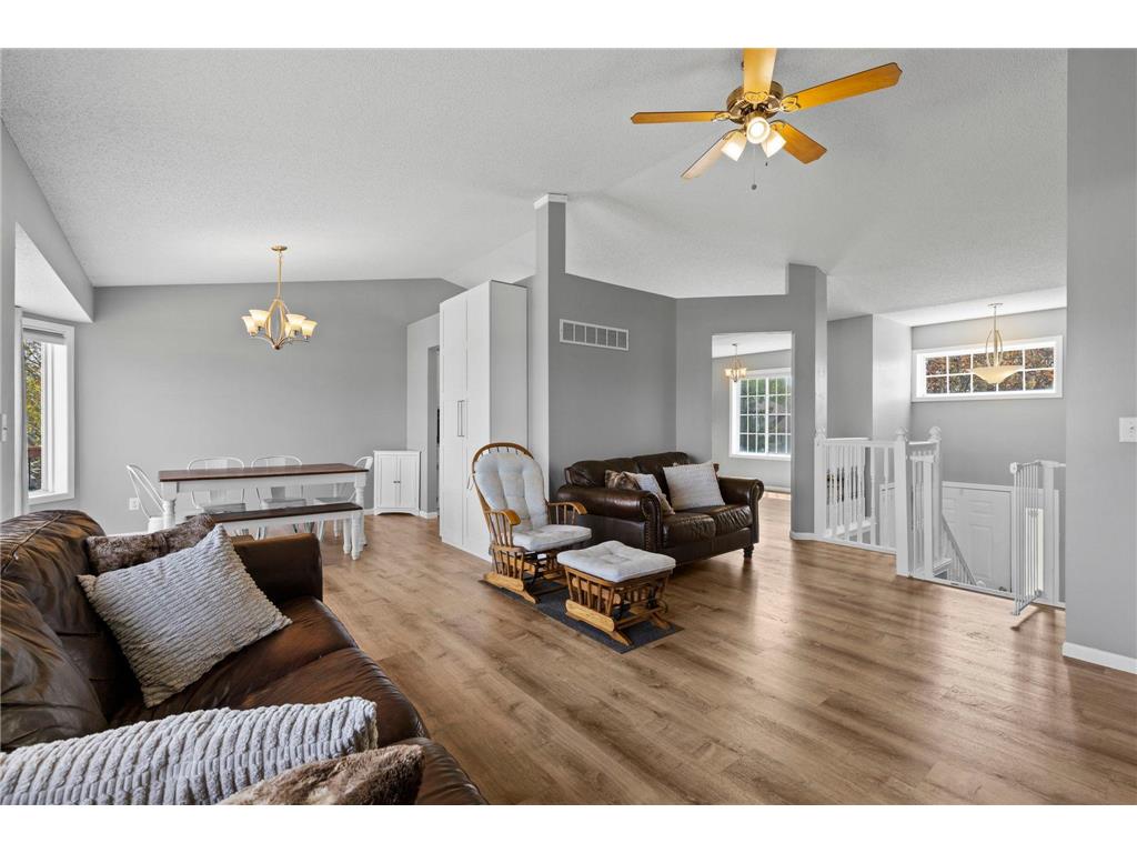 267 Bluestem Avenue Shakopee MN 55379 7068295 image10