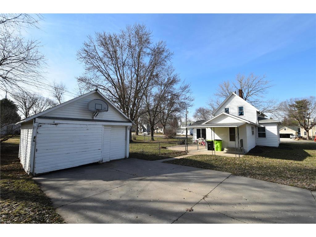 267 E 4th Street Zumbrota MN 55992 7045140 image28