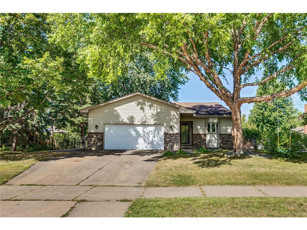 267 Oakwood Drive Shoreview MN 55126 6599552 image1