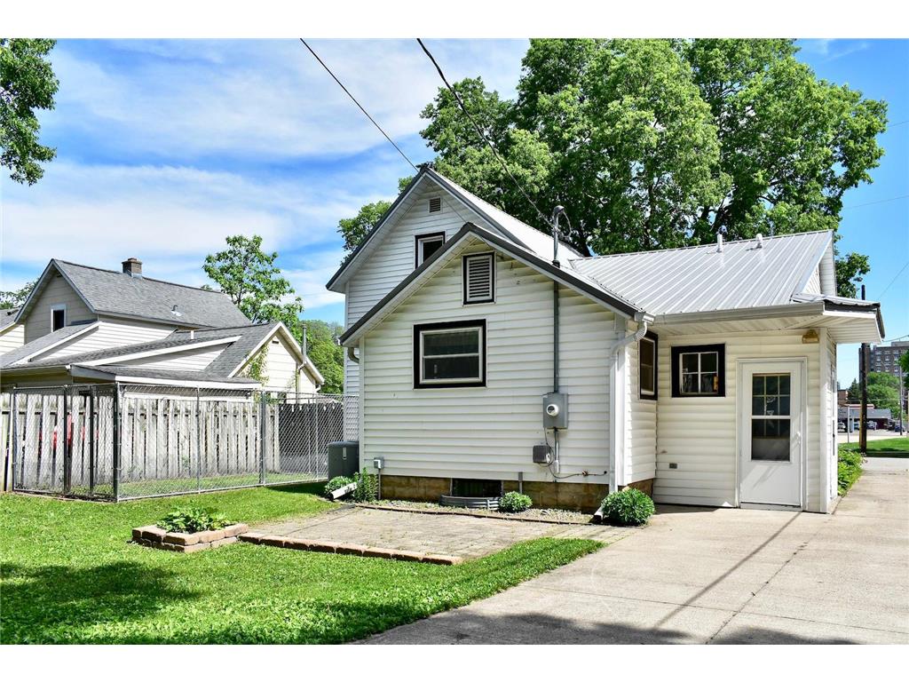 267 W Mill Street Winona MN 55987 7083047 image23