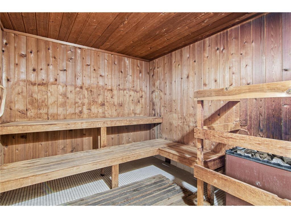 2670 Oxford Street N #202 Roseville MN 55113 7007158 image18