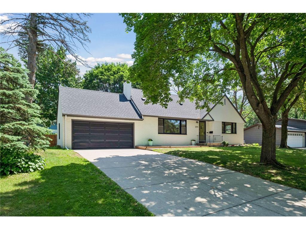 2670 Regent Avenue N Golden Valley MN 55422 7088959 image1