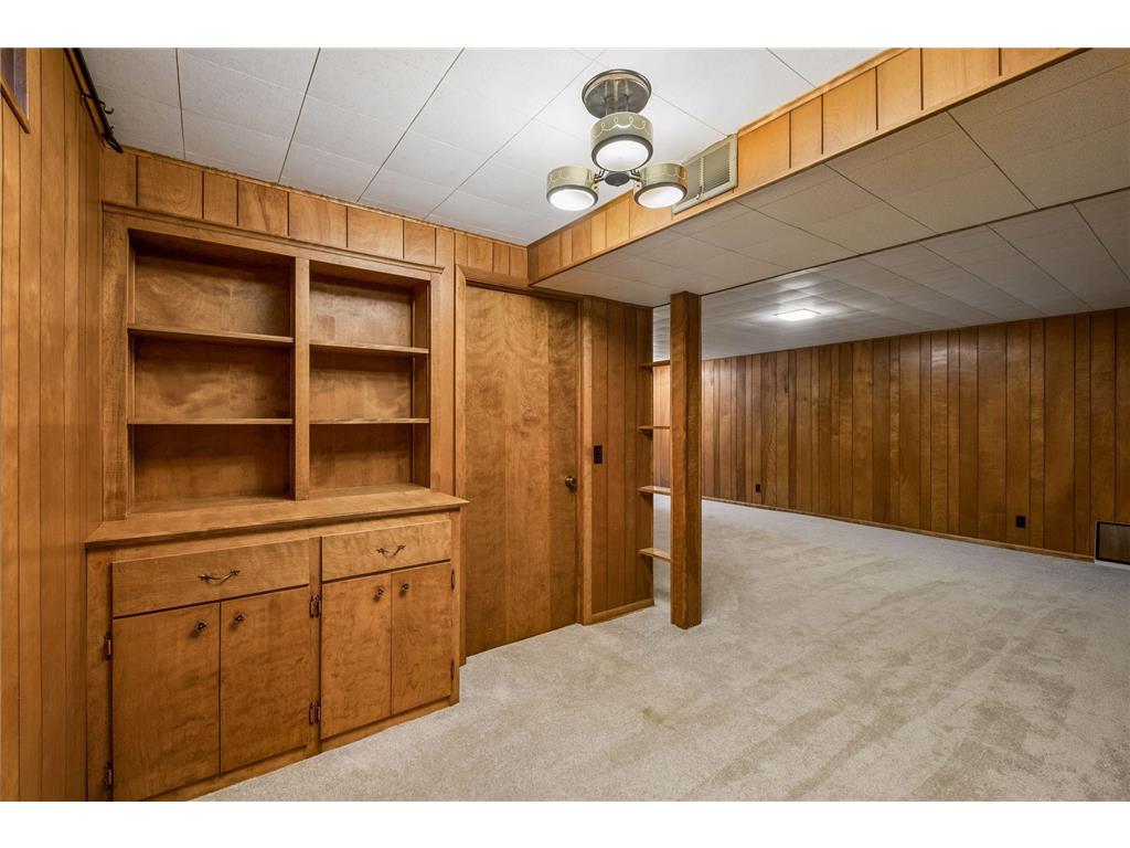 2670 Regent Avenue N Golden Valley MN 55422 7088959 image30
