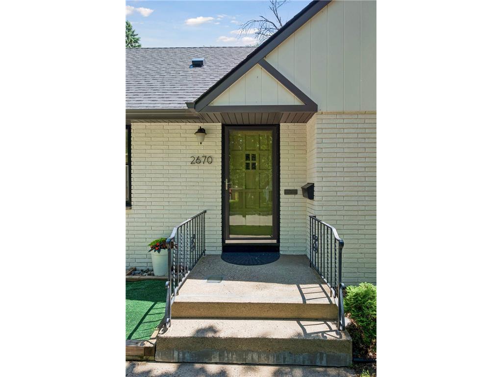 2670 Regent Avenue N Golden Valley MN 55422 7088959 image34