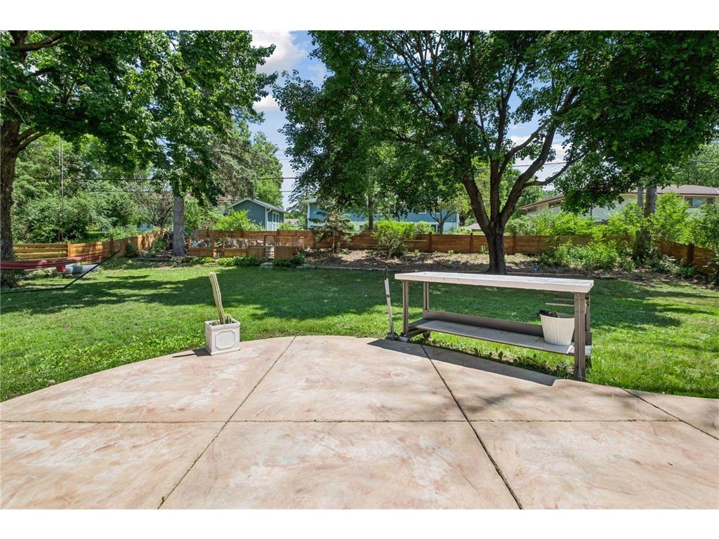 2670 Regent Avenue N Golden Valley MN 55422 7088959 image41