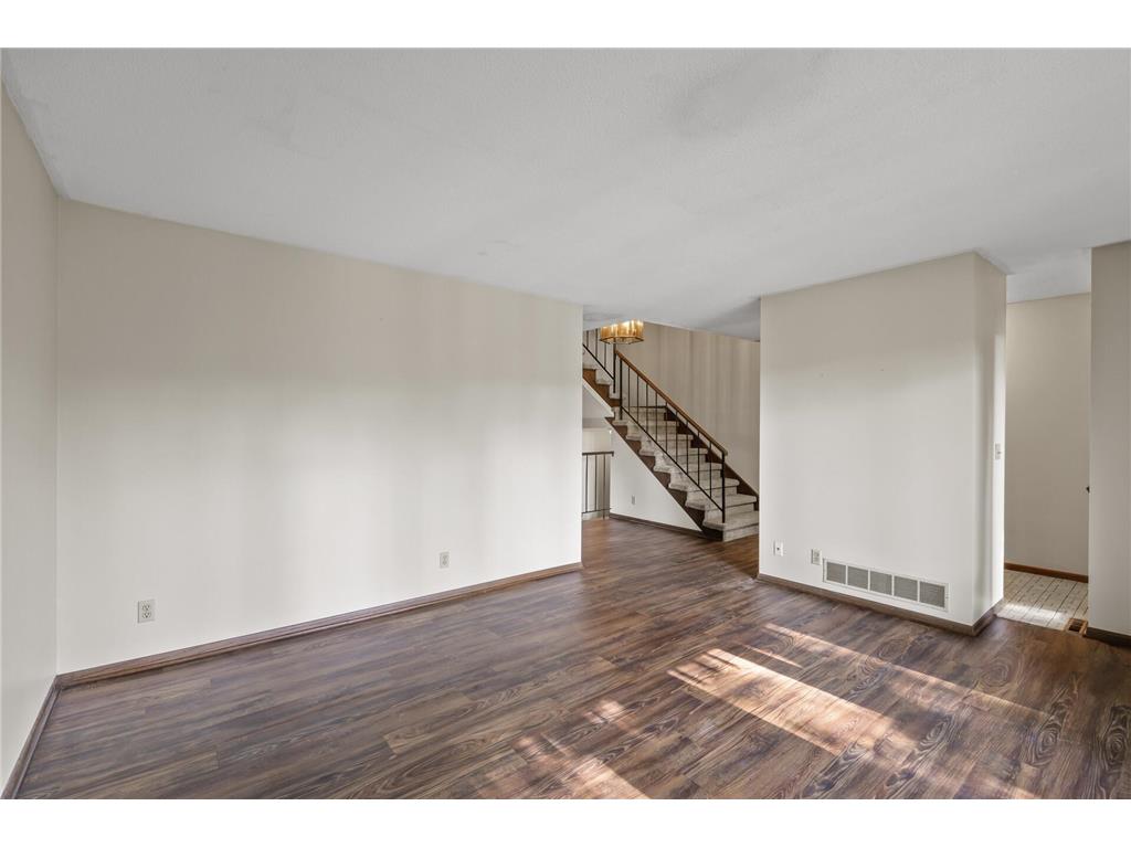 2671 Sumac Ridge White Bear Lake MN 55110 7010903 image7