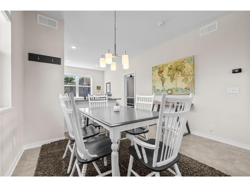 2673 New Century Place E Maplewood MN 55119 7082866 image16