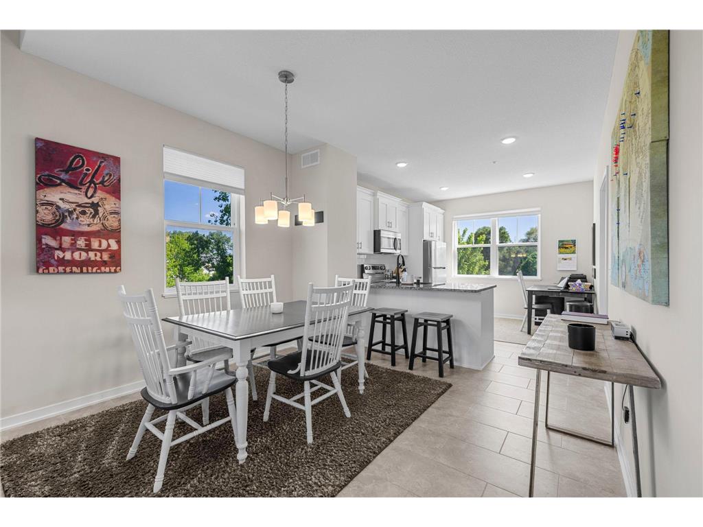 2673 New Century Place E Maplewood MN 55119 7082866 image17