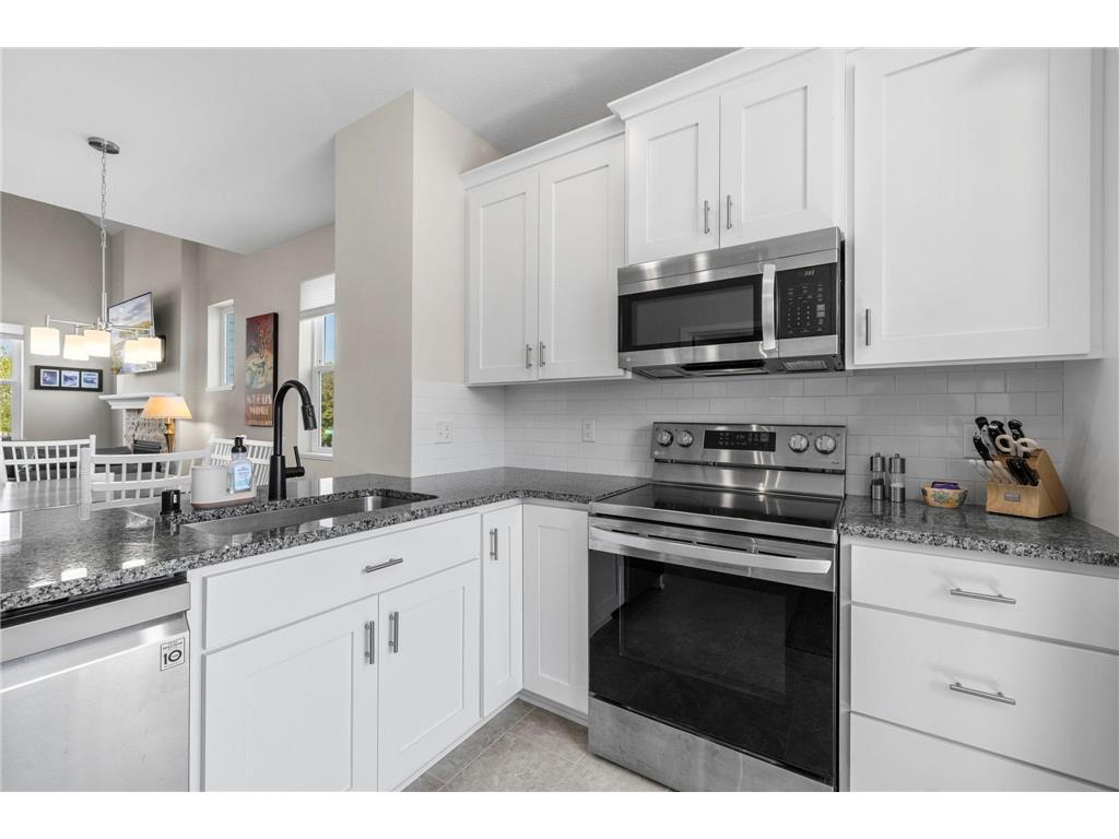 2673 New Century Place E Maplewood MN 55119 7082866 image24