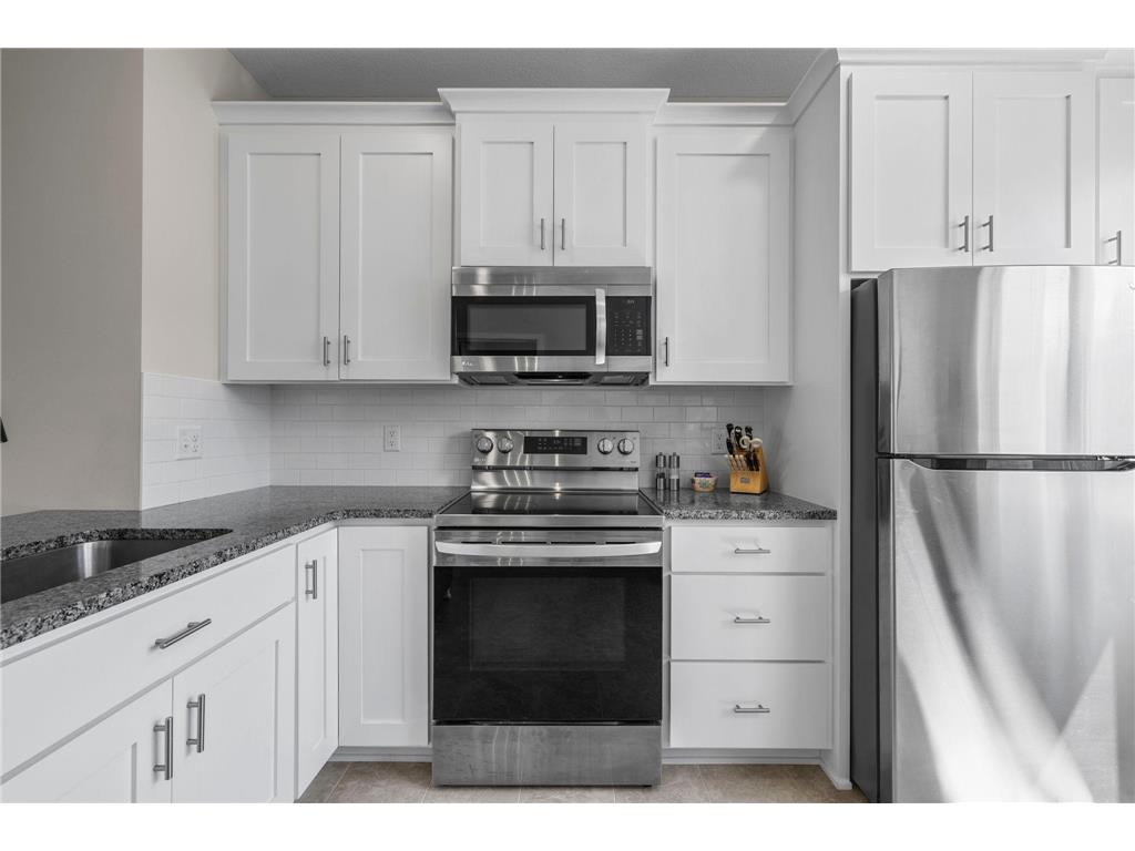 2673 New Century Place E Maplewood MN 55119 7082866 image25