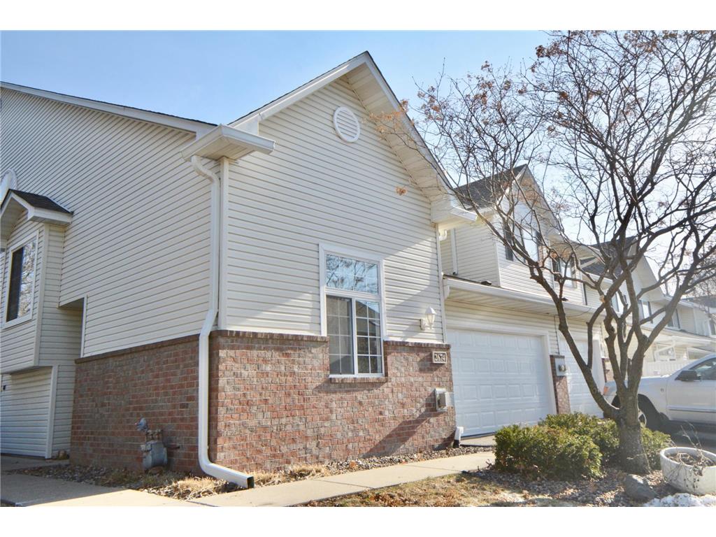 2674 Mallard Drive, Woodbury, MN 55125 MLS 6351522 Edina Realty