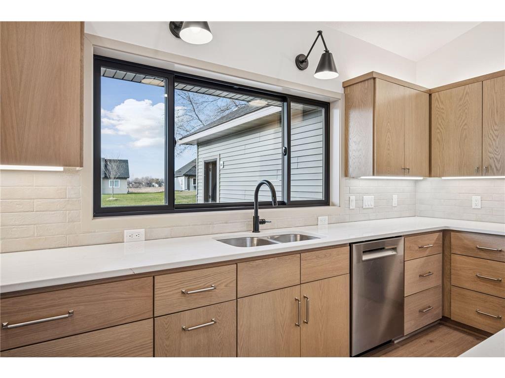 2675 128th Avenue NW Coon Rapids MN 55448 6784170 image19