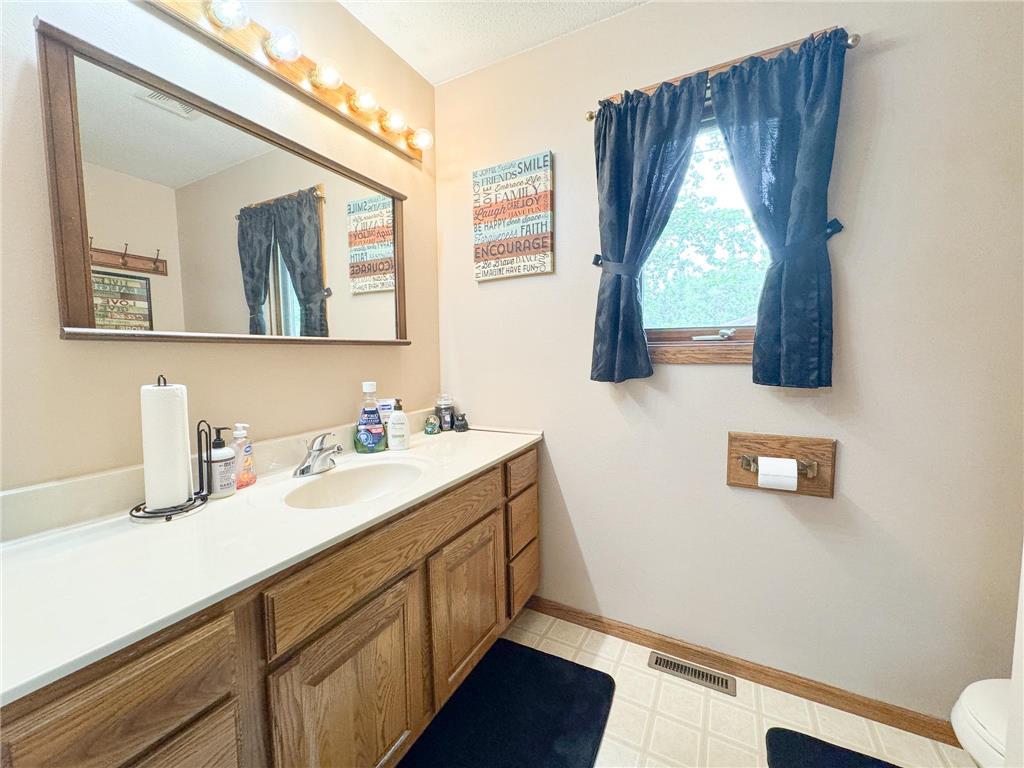 26760 Riverside Drive Fergus Falls MN 56537 - Otter Tail River 7068597 image19