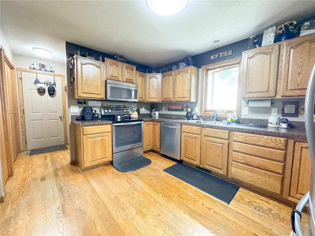 26760 Riverside Drive Fergus Falls MN 56537 - Otter Tail River 7068597 image8