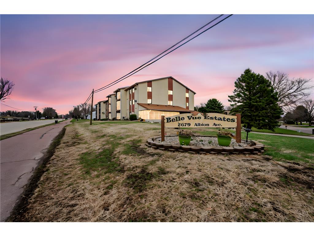 2679 Albion Avenue #103 Fairmont MN 56031 7049448 image1