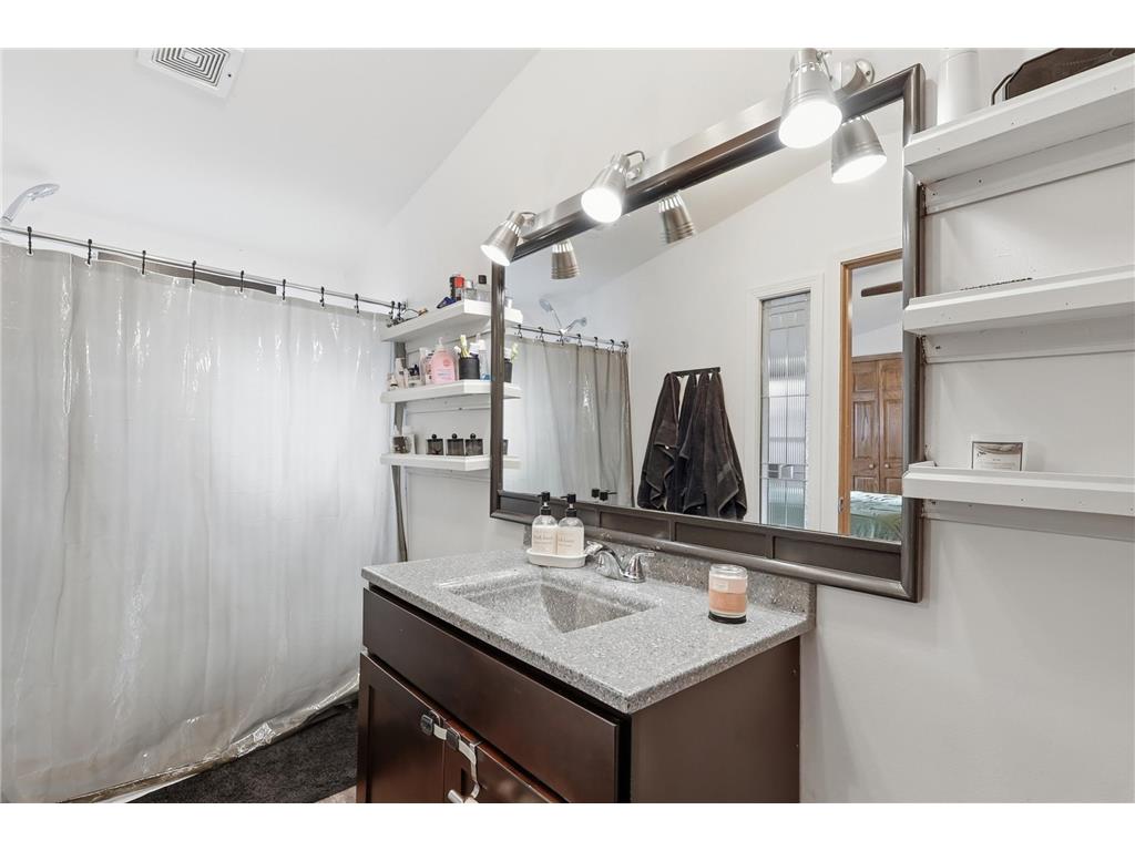 2679 Alissa Lane Maplewood MN 55119 7039018 image4