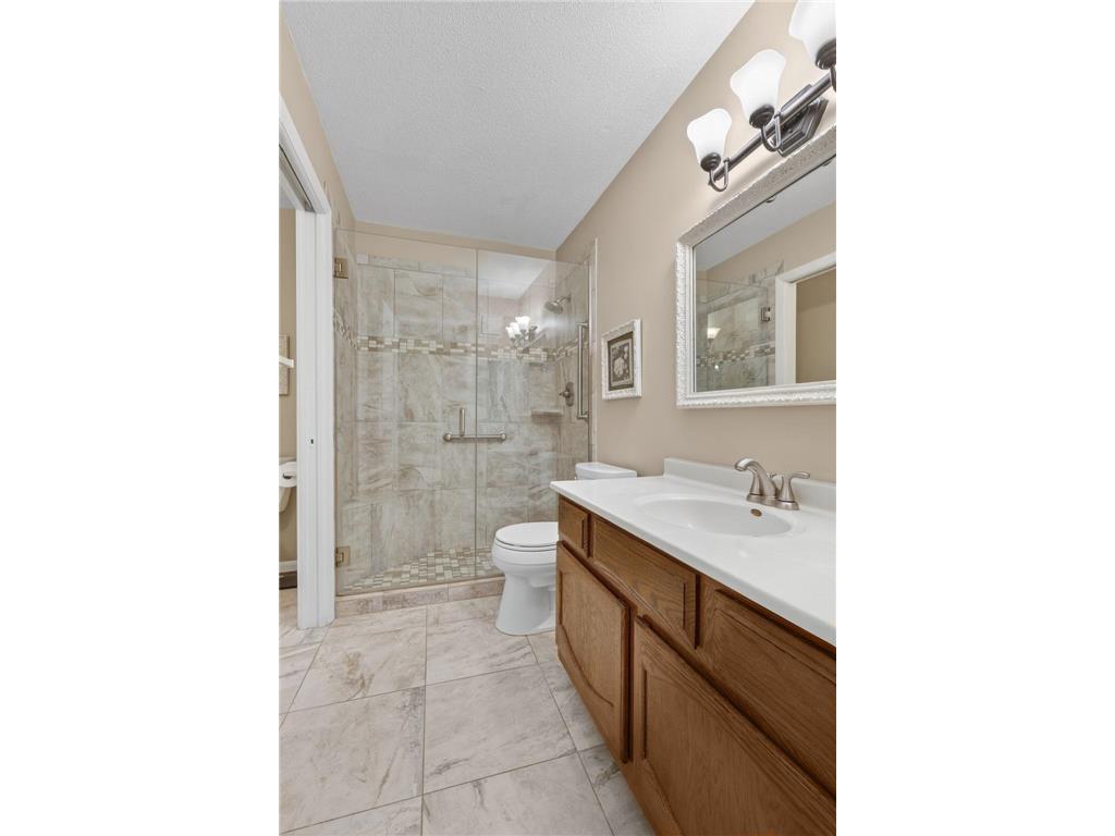 2680 Oxford Street N #108 Roseville MN 55113 7076679 image10