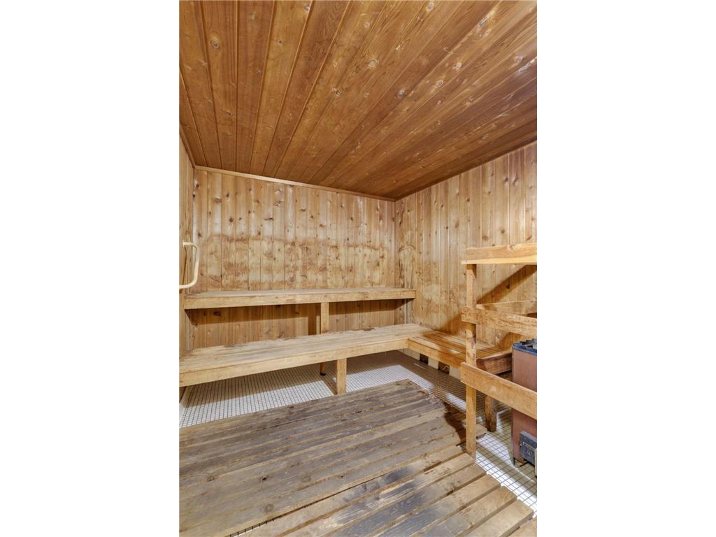 2680 Oxford Street N #108 Roseville MN 55113 7076679 image20