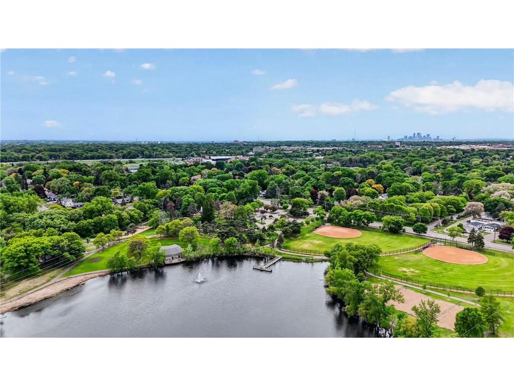 2680 Oxford Street N #108 Roseville MN 55113 7076679 image24