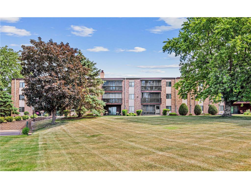 2680 Oxford Street N 119, Roseville, MN 55113 MLS 6224030 Edina