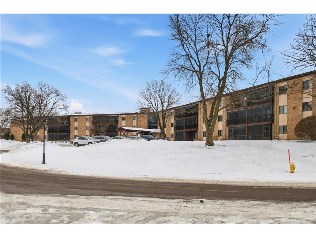 2680 Oxford Street N #125 Roseville MN 55113 7013602 image1